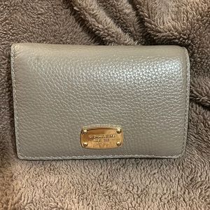 Michael Kors folded wallet taupe pebble leather EUC